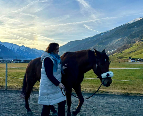 Faszientherapie und Faszientraining für Pferde München (4)